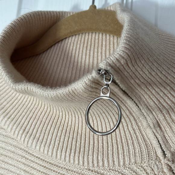 Carpetcom women’s long sleeve turtleneck, ivory sweater side shoulder zipper XL - Picture 3 of 13